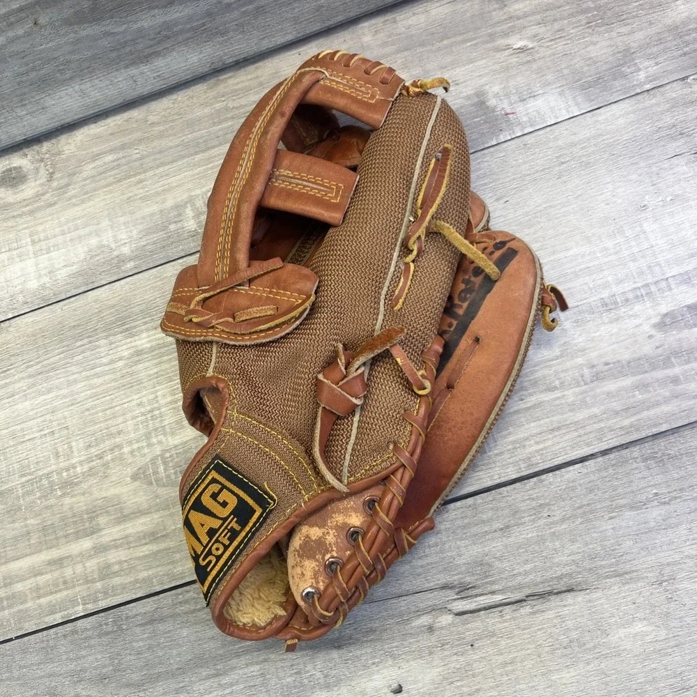 Mag Soft MS-2797 Baseball Glove RHT Flex Action EZ Catch Pocket Rawhide Lacing